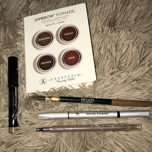 Eyebrow pencil bundle
